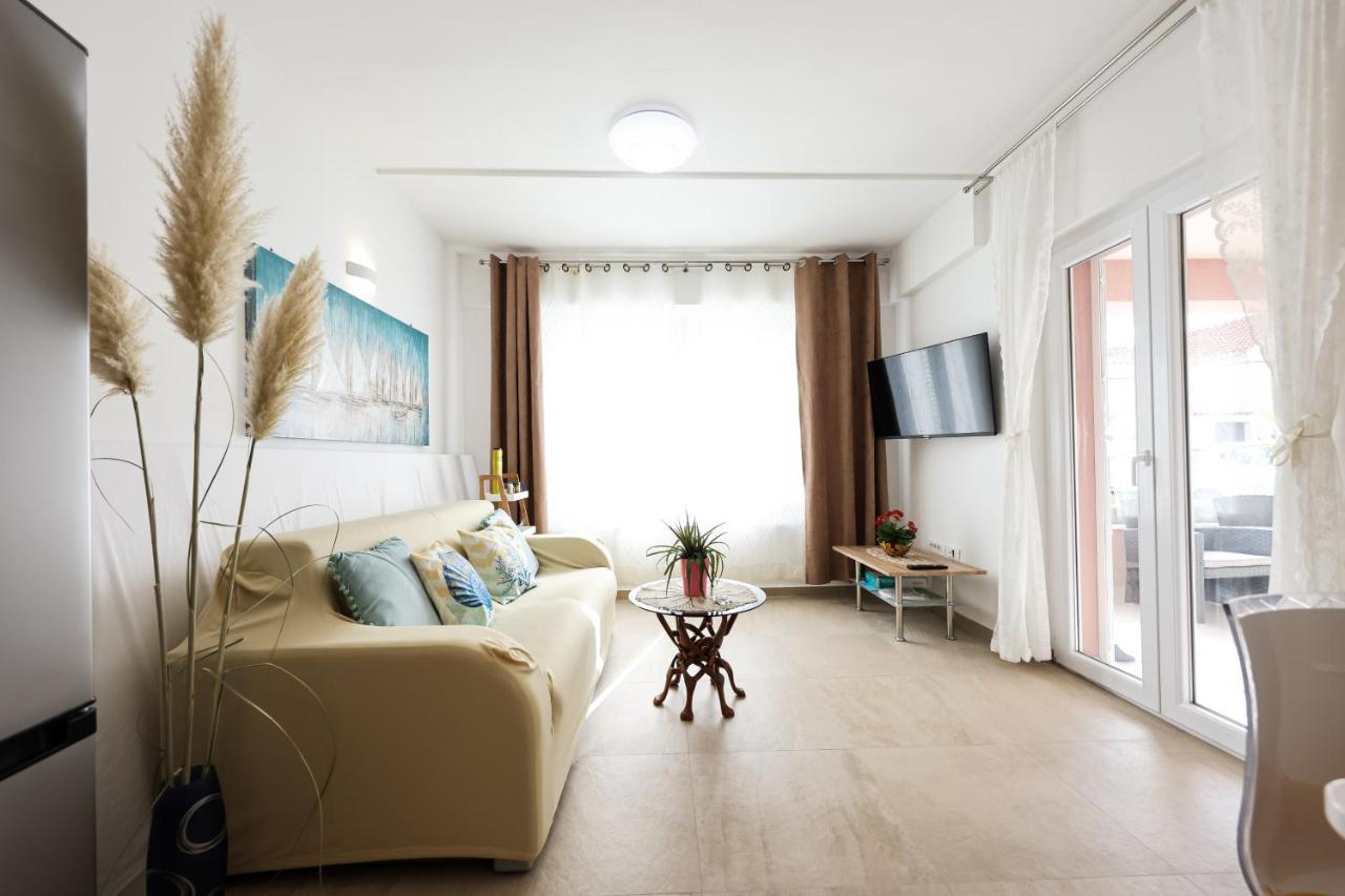 Apartment Puntamika Villa De Rosa - Ground Floor Zadar Exteriér fotografie