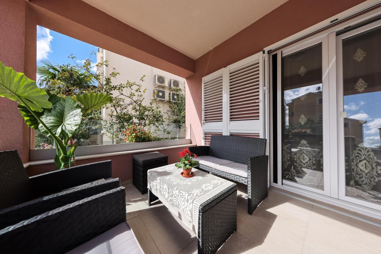 Apartment Puntamika Villa De Rosa - Ground Floor Zadar Exteriér fotografie